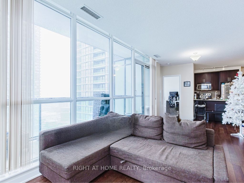 4070 Confederation Pkwy, unit 2102 for rent