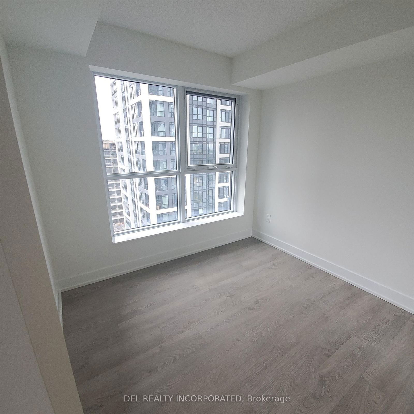 9 Mabelle Ave, unit 1418 for rent