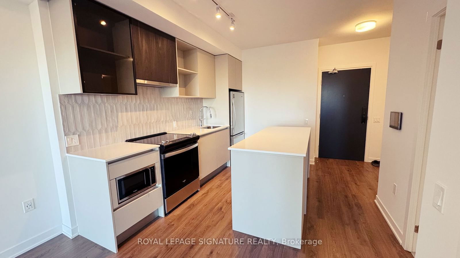 395 Dundas St W, unit 436 for rent