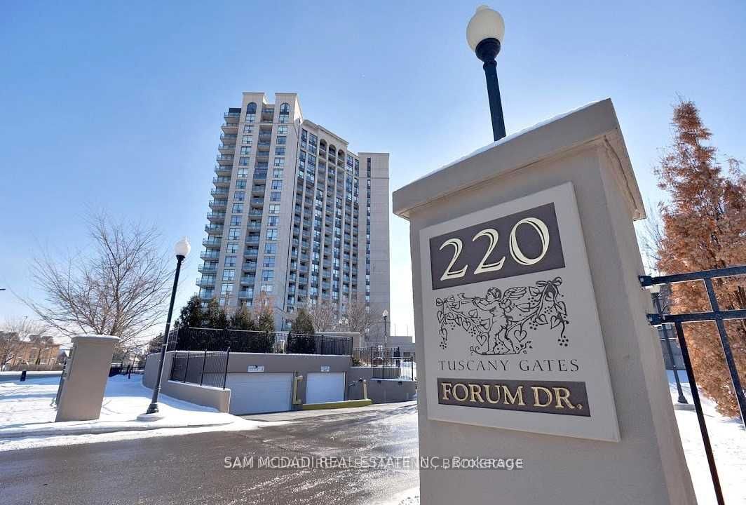 220 Forum Dr, unit 813 for rent