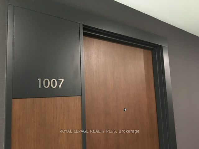 4065 Confederation Pkwy, unit 1007 for rent