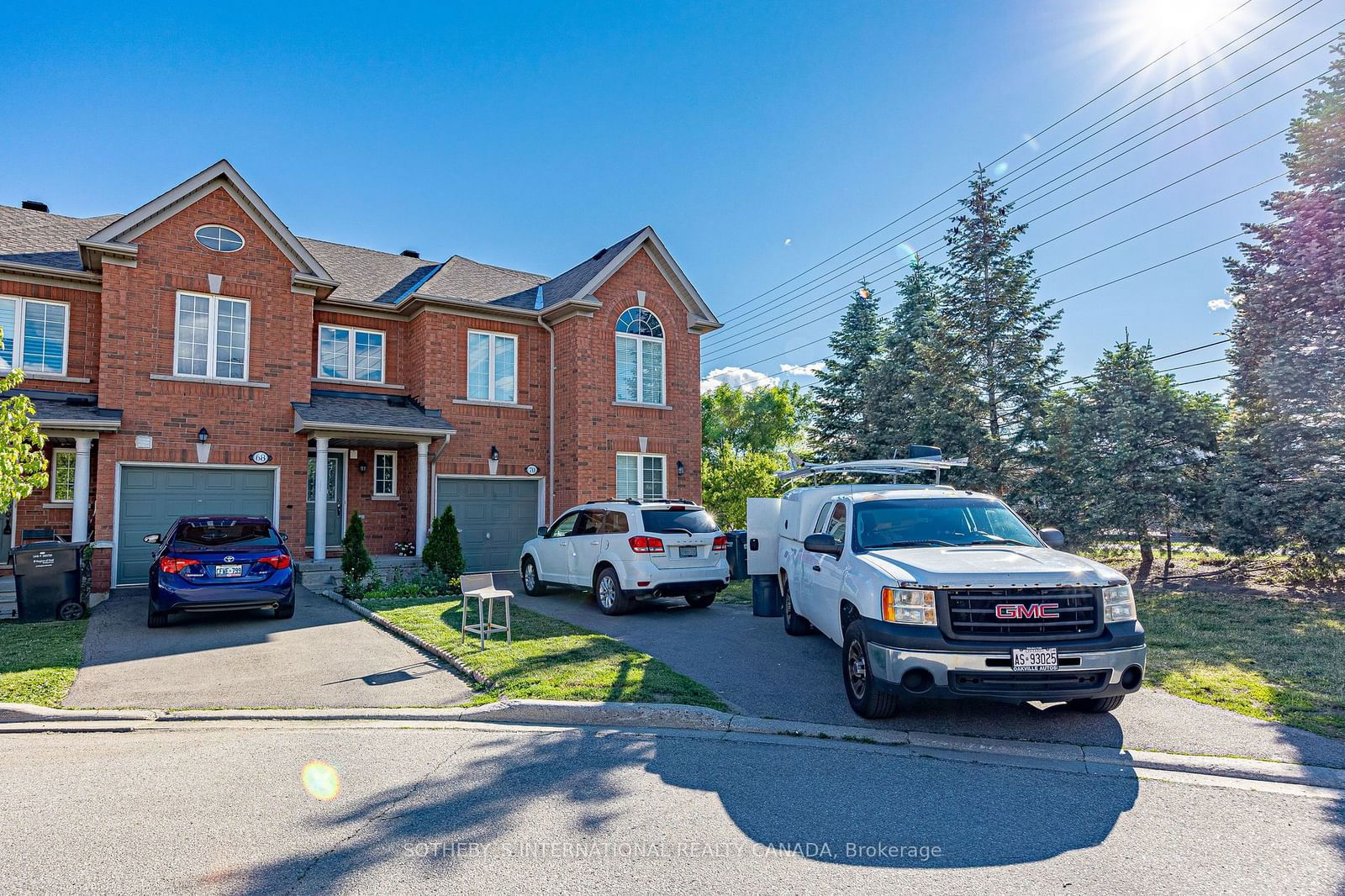 520-525 Novo Star Drive Townhomes, Mississauga, Toronto