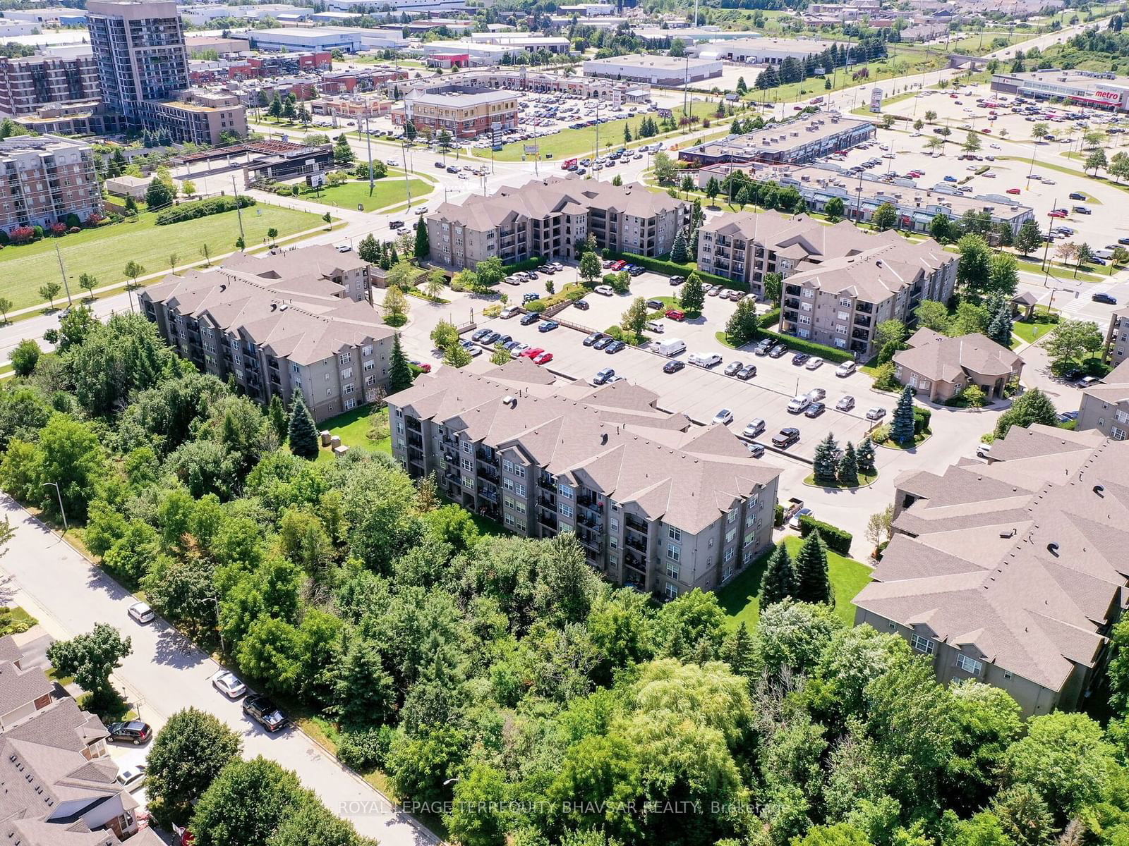 2065 Appleby Line, unit 212 for sale