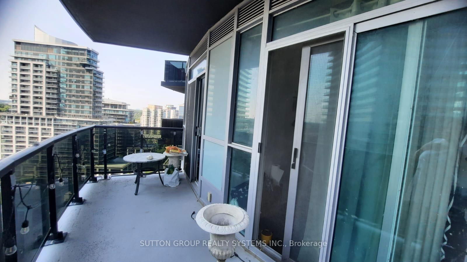 80 Marine Parade Dr, unit 1507 for rent