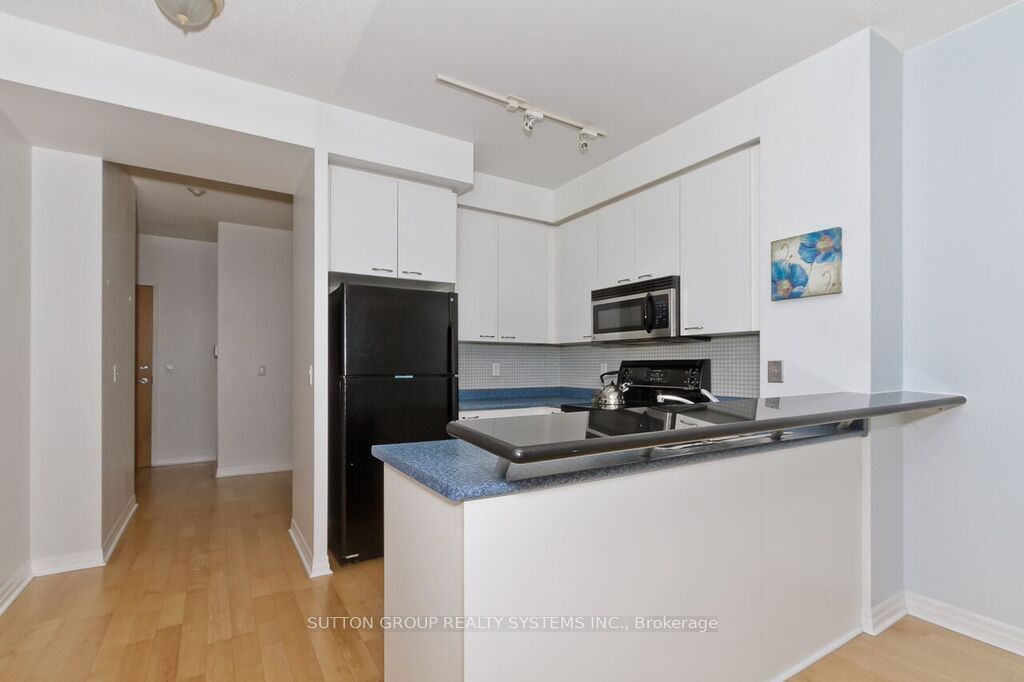 3939 Duke Of York Blvd, unit 2901 for rent