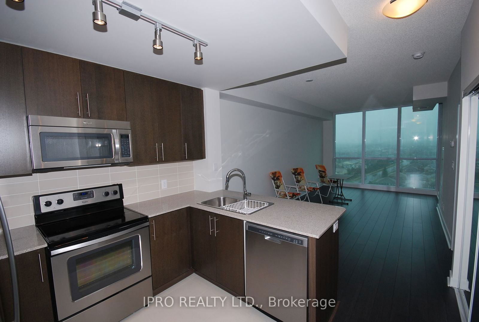 3985 Grand Park Dr, unit 1010 for rent