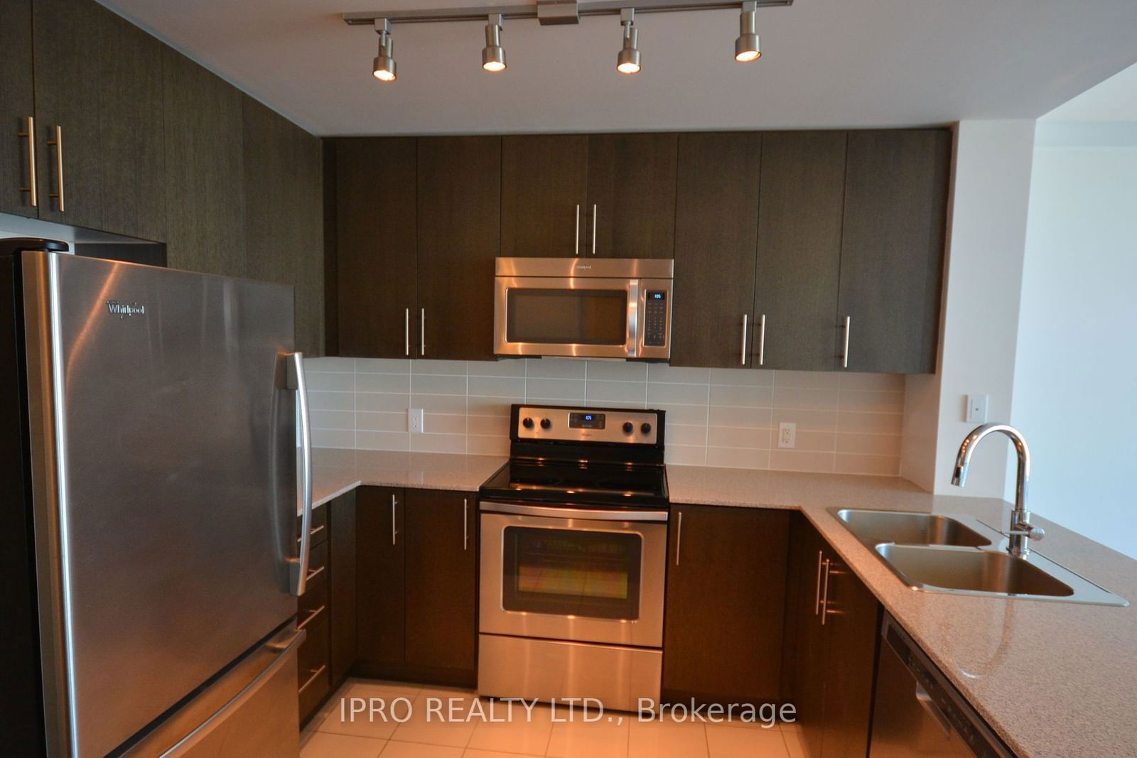 3985 Grand Park Dr, unit 1010 for rent