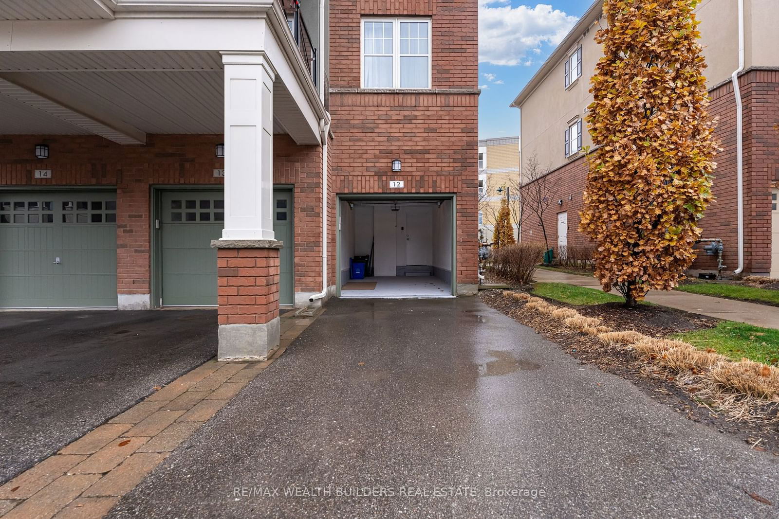 Urban Townhomes of Oak Park, Oakville, Toronto