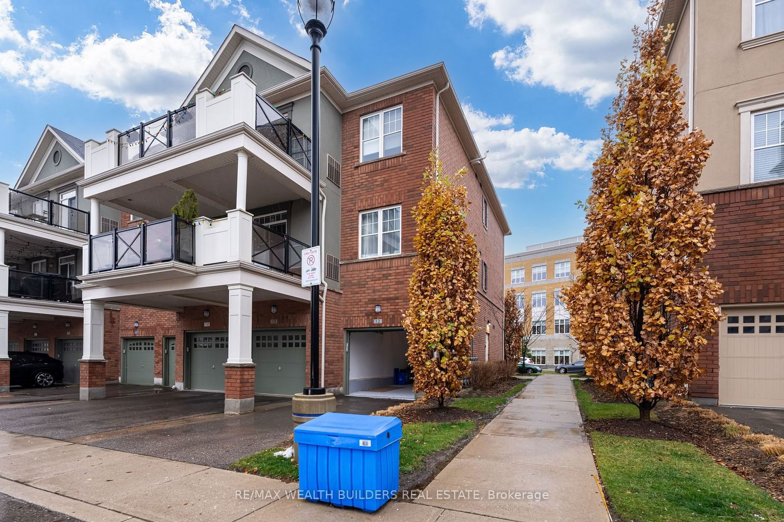 Urban Townhomes of Oak Park, Oakville, Toronto