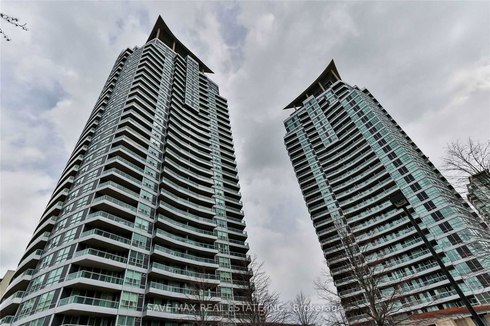 1 Elm Dr, unit 908 for sale