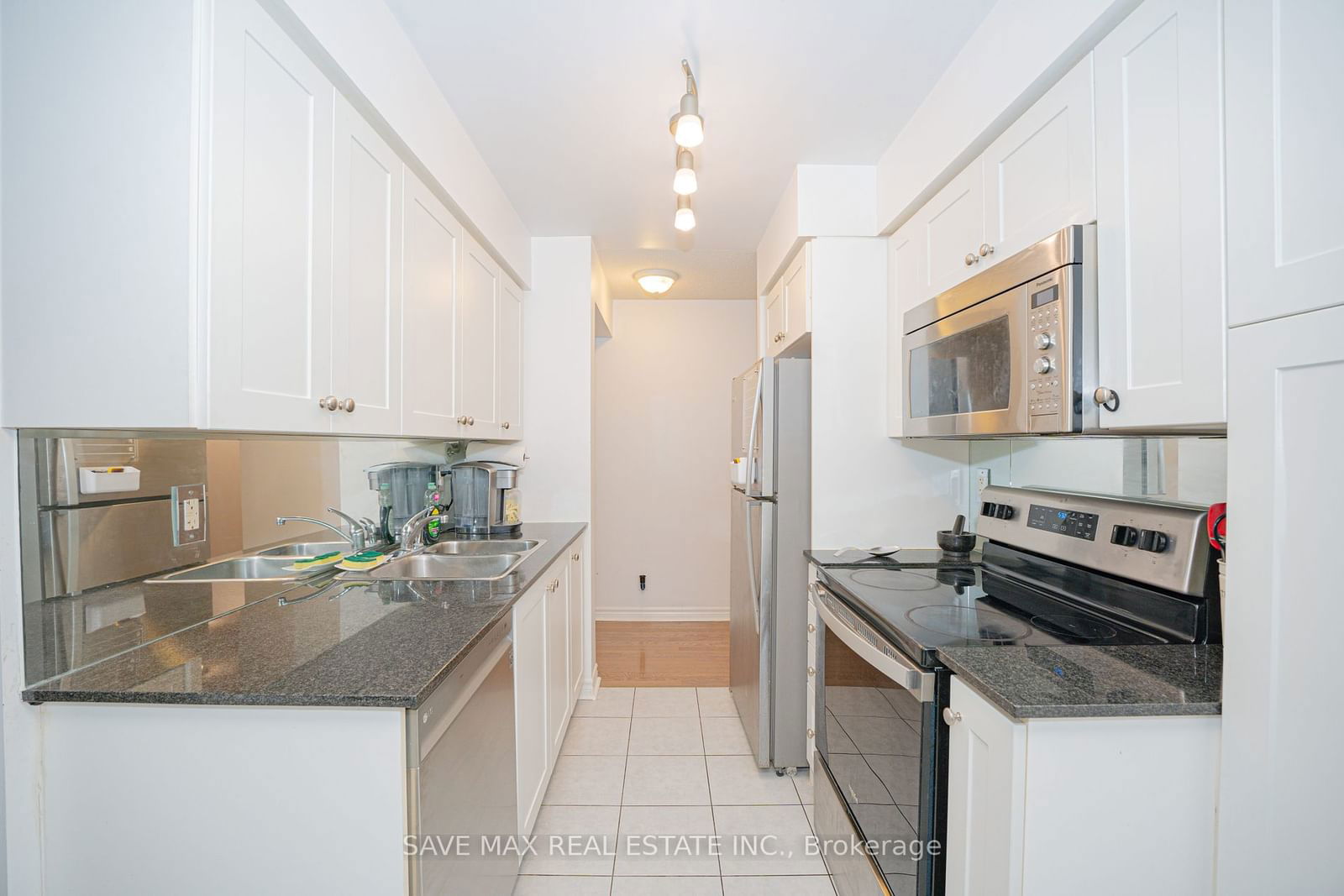 1 Elm Dr, unit 908 for sale