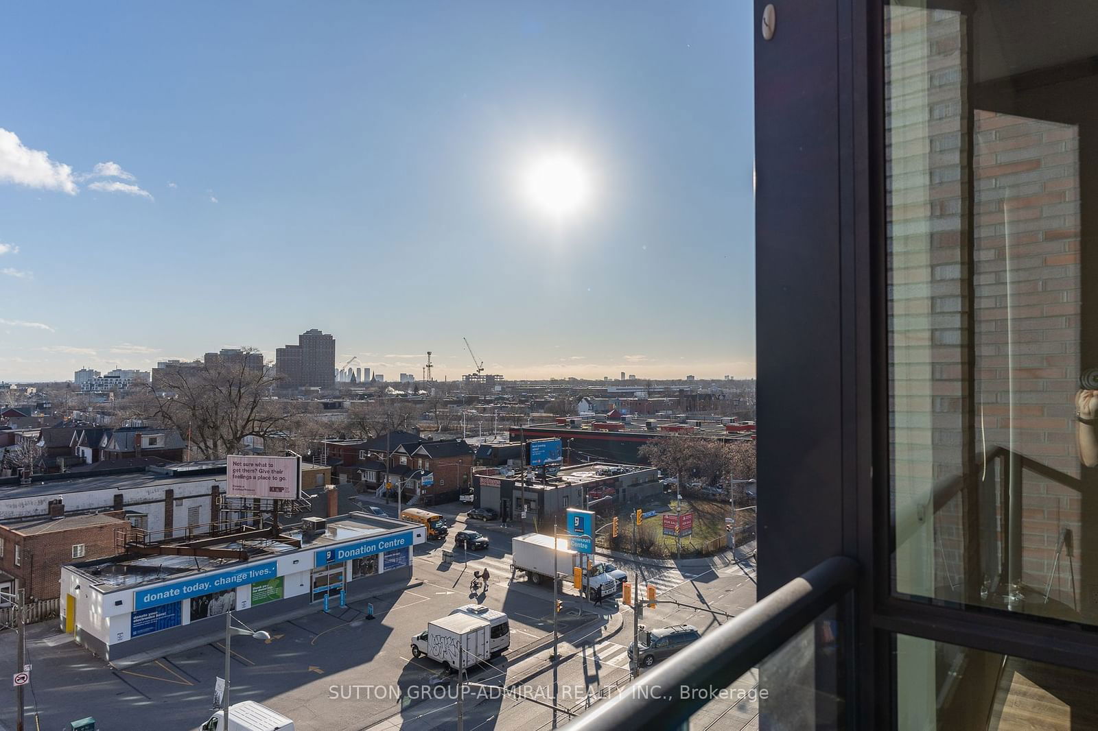 1808 St. Clair Ave W, unit 613 for rent