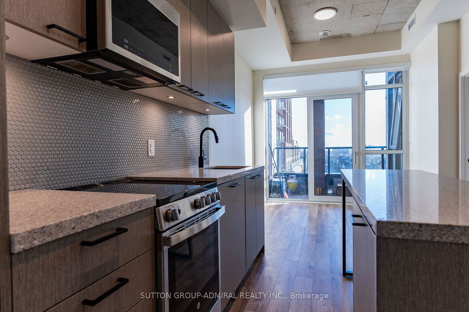 1808 St. Clair Ave W, unit 613 for rent