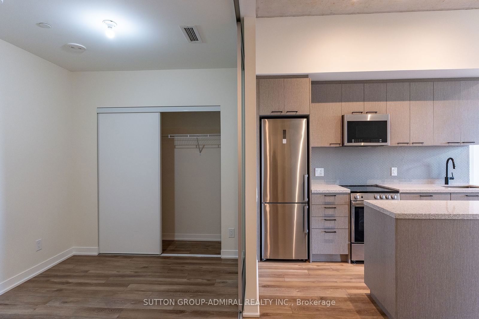 1808 St. Clair Ave W, unit 613 for rent