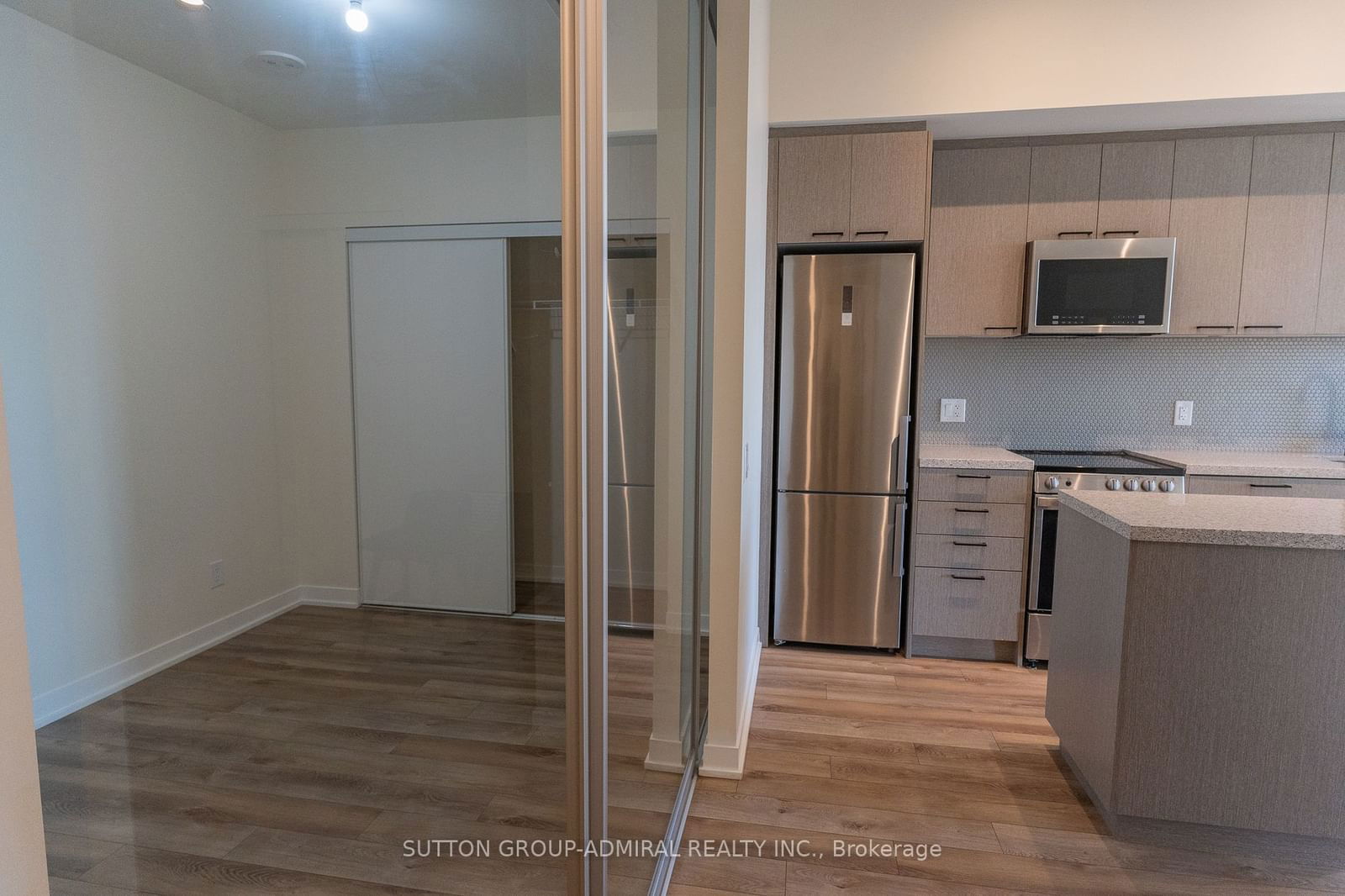 1808 St. Clair Ave W, unit 613 for rent