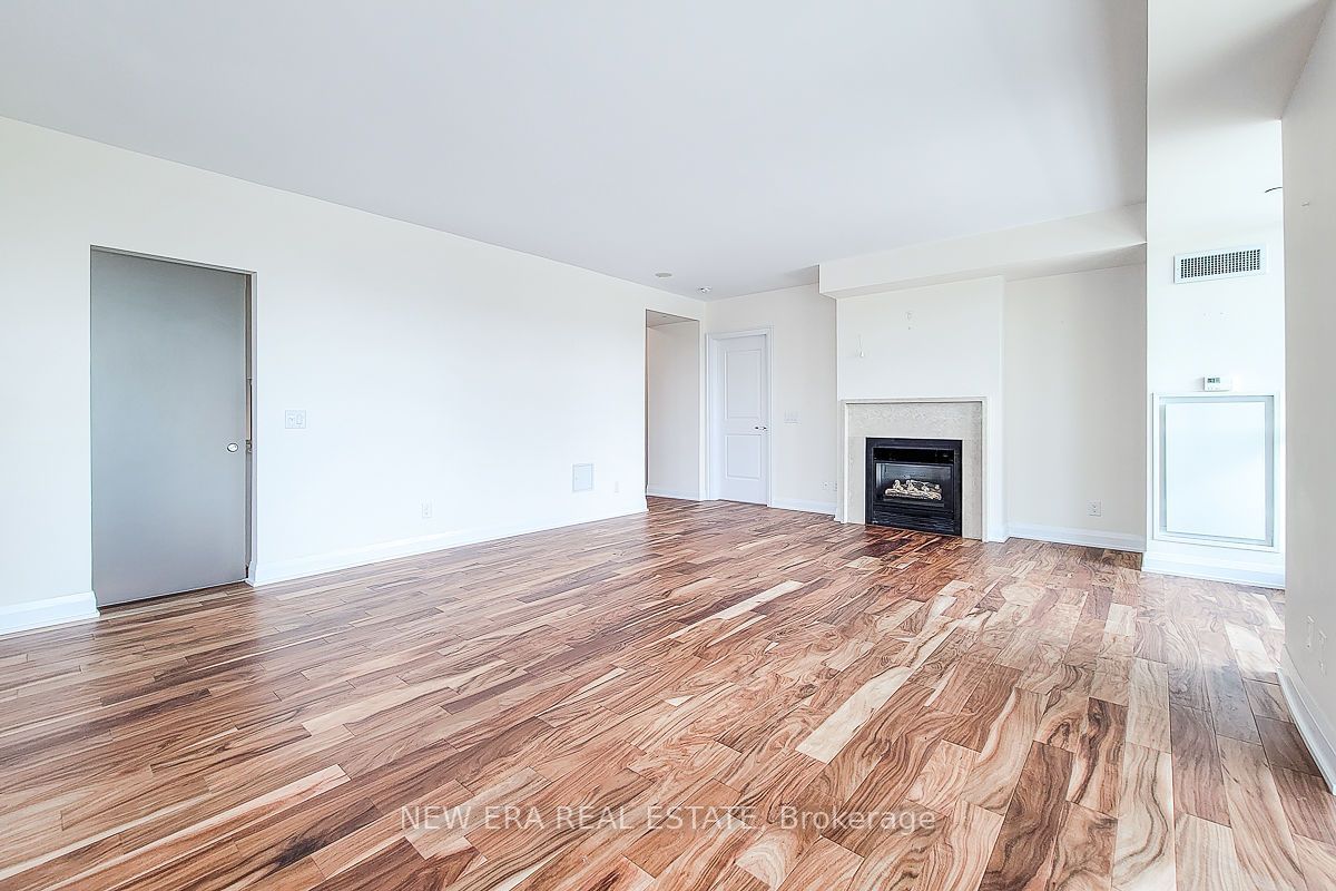 11 Bronte Rd, unit 323 for sale