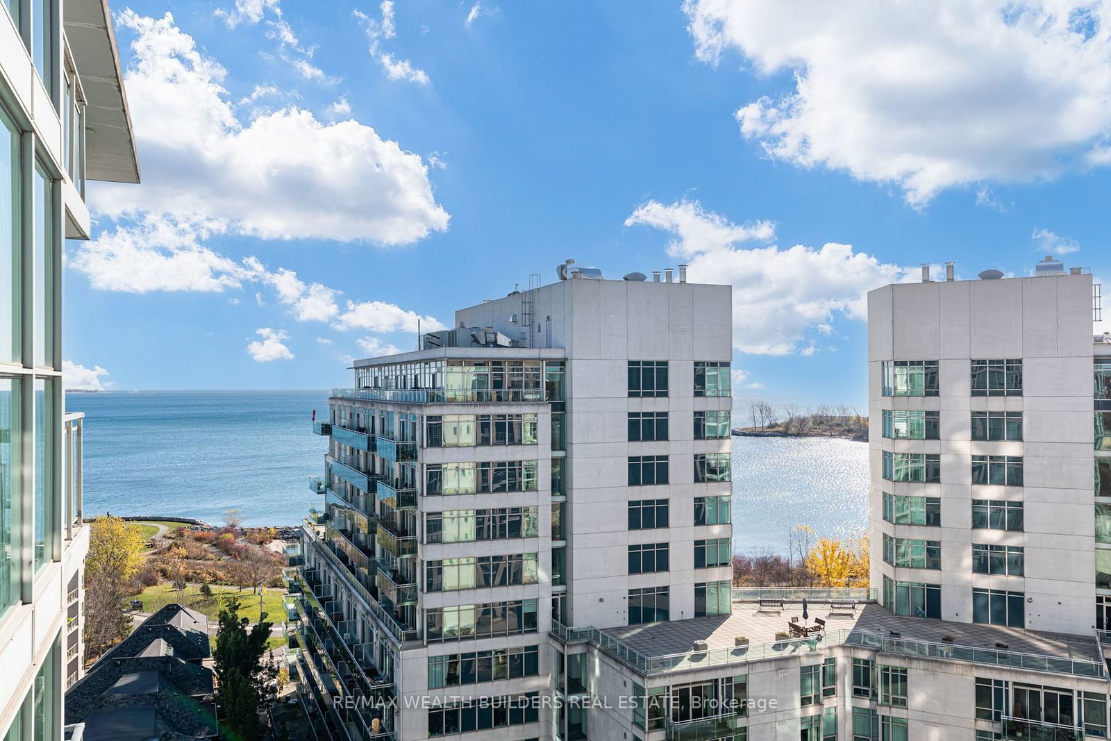 2067 Lakeshore Blvd W, unit 1105 for sale