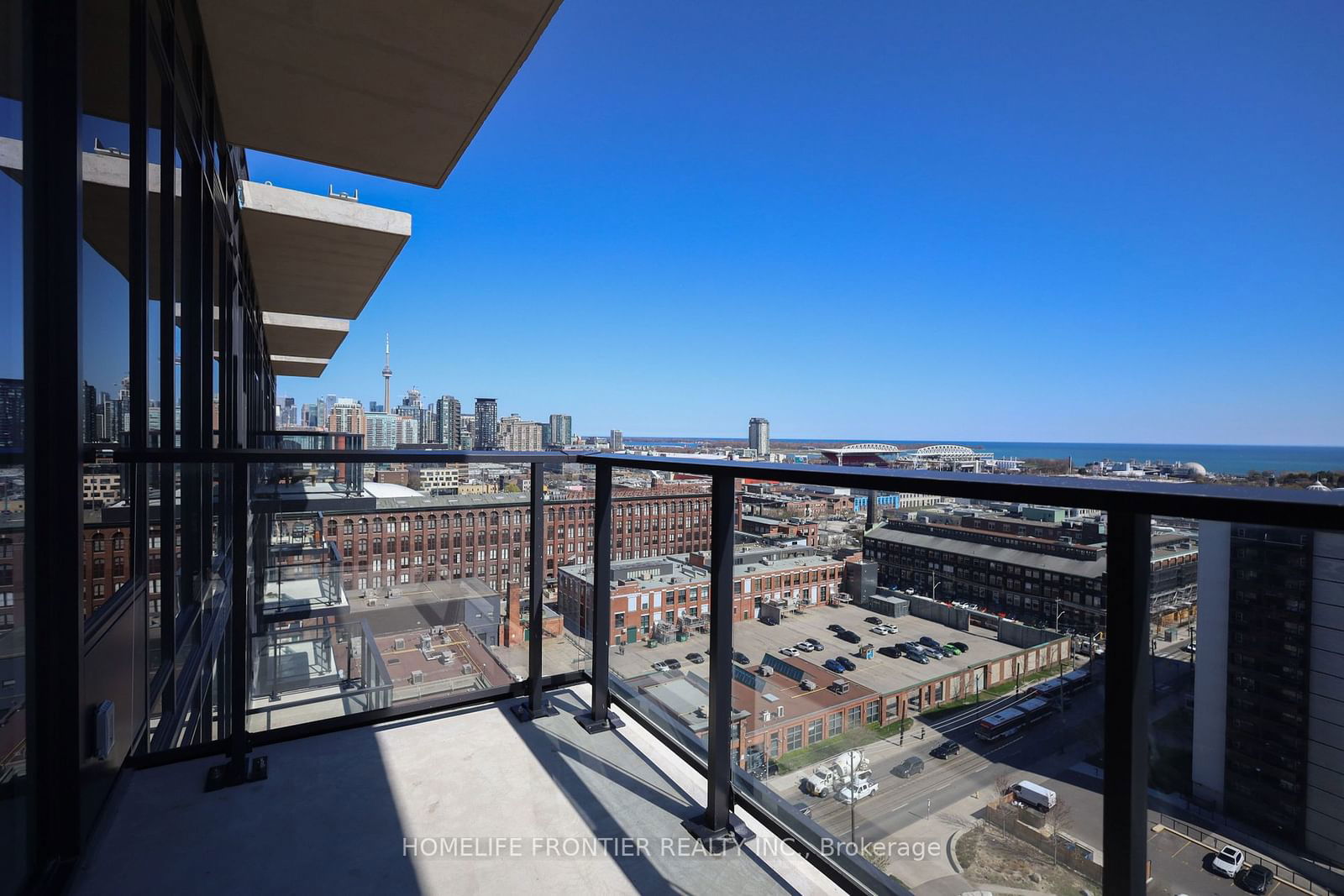 270 Dufferin St, unit PH07 for rent