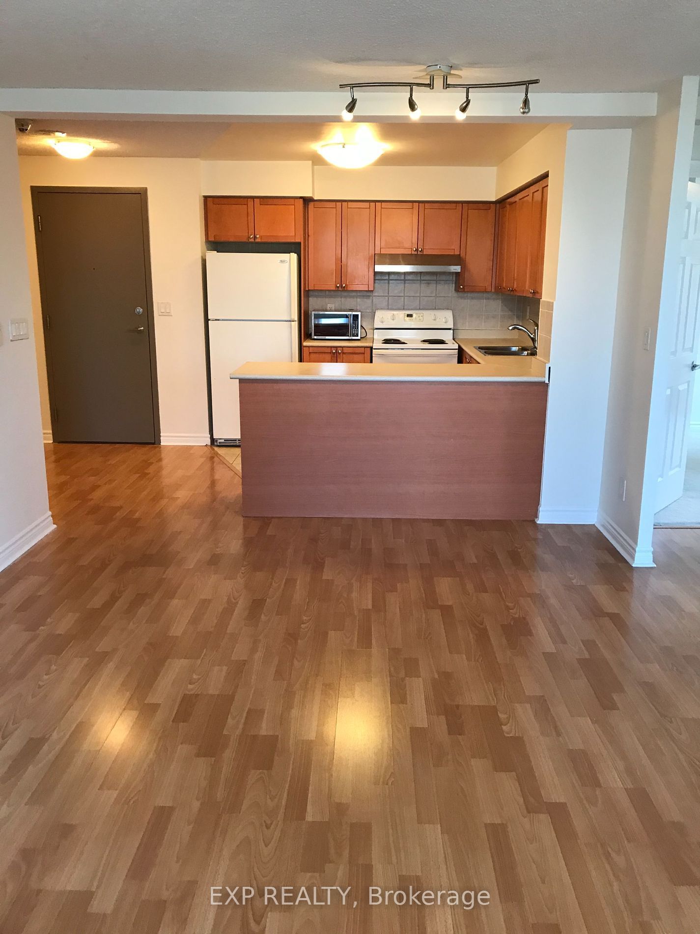 3888 Duke Of York Blvd, unit 834 for rent