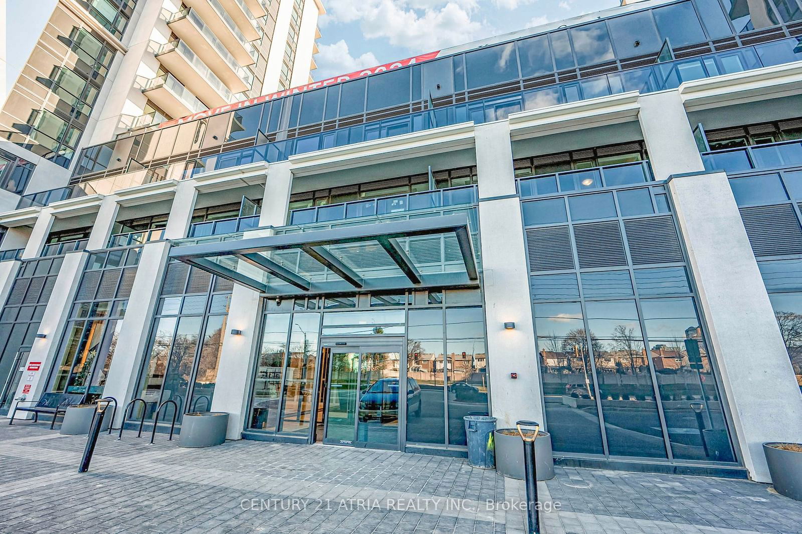 202 Burnhamthorpe Rd E, unit 1310 for rent