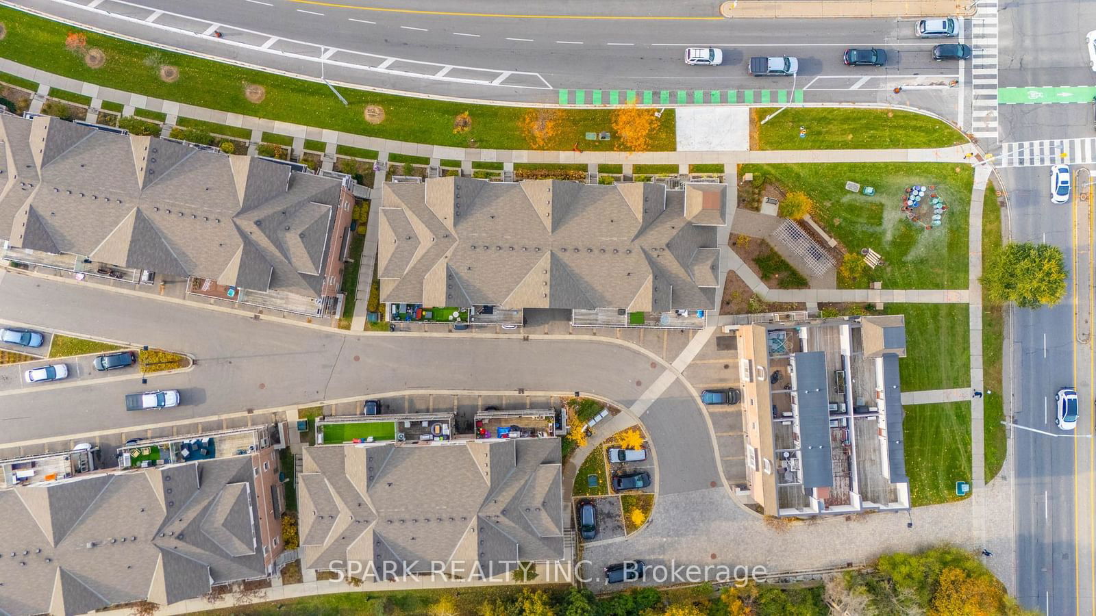 Howden Woods Townhomes, Brampton, Toronto