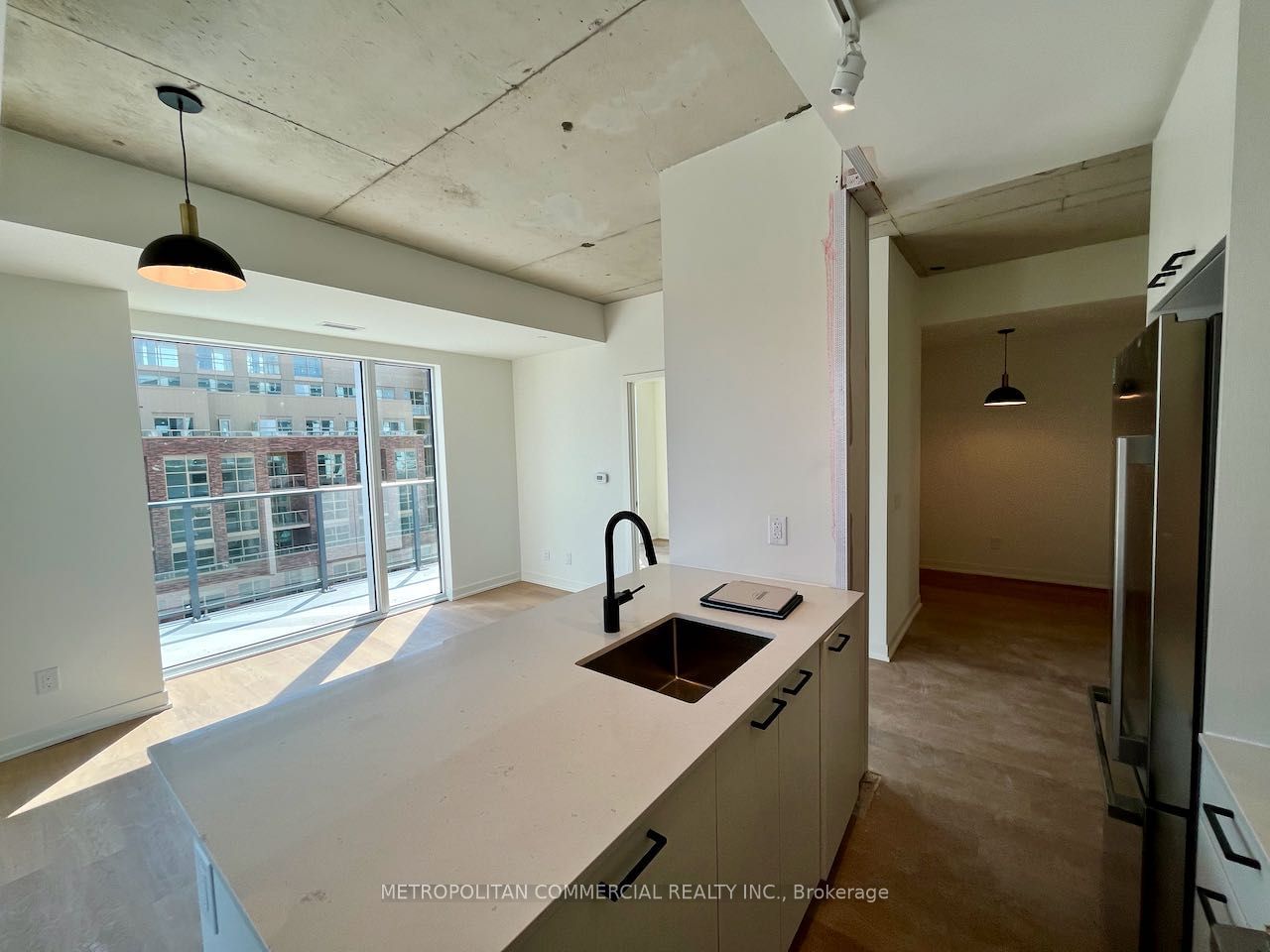 1808 St Clair Ave W, unit 904 for rent