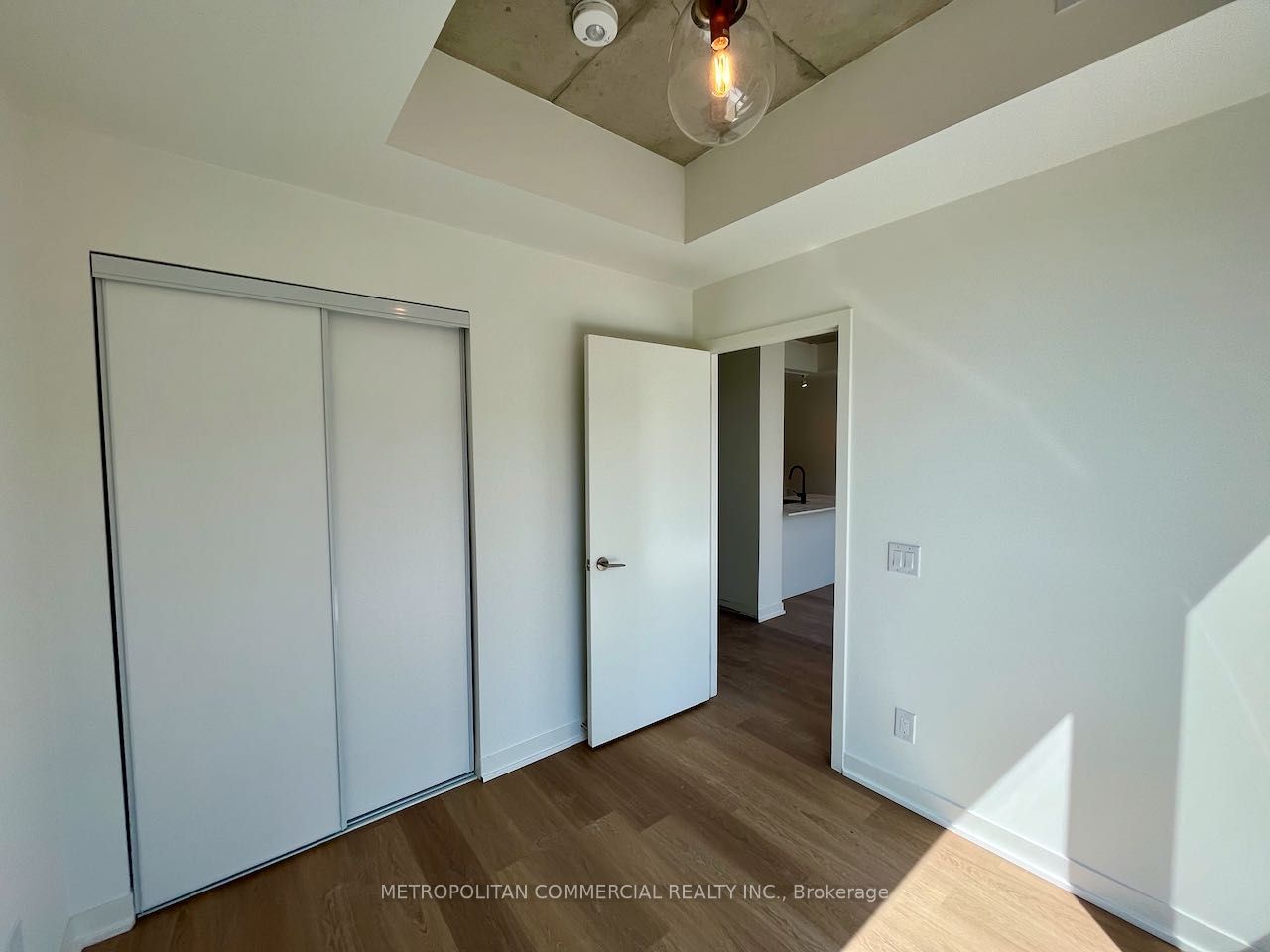 1808 St Clair Ave W, unit 904 for rent