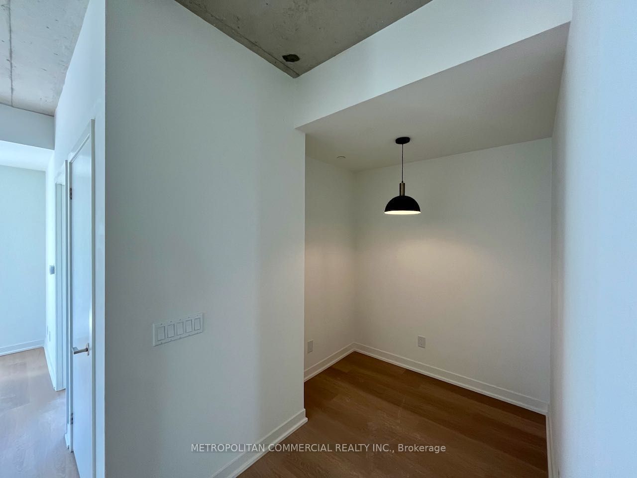 1808 St Clair Ave W, unit 904 for rent