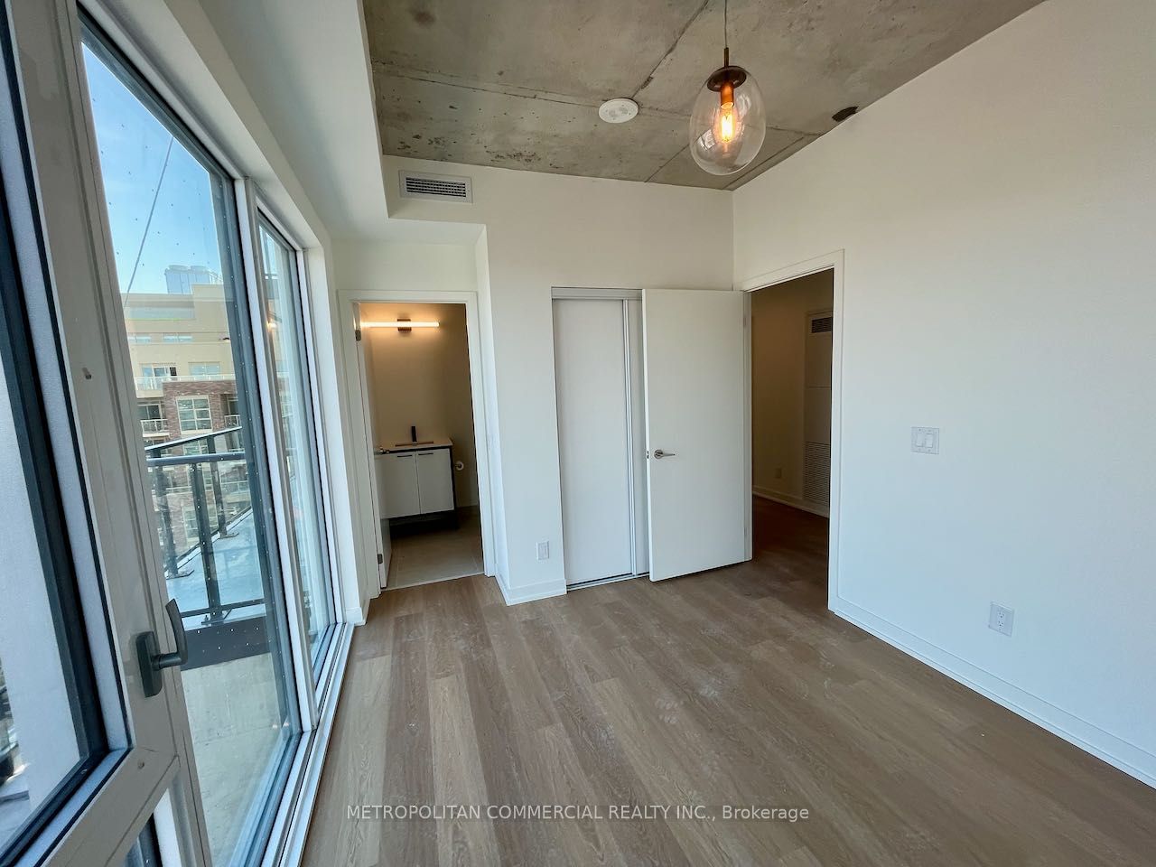 1808 St Clair Ave W, unit 904 for rent