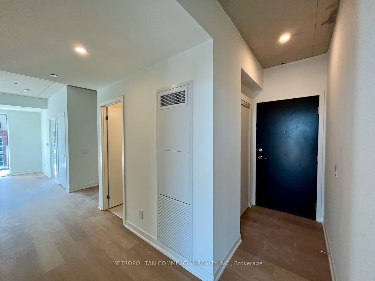 1808 St Clair Ave W, unit 904 for rent