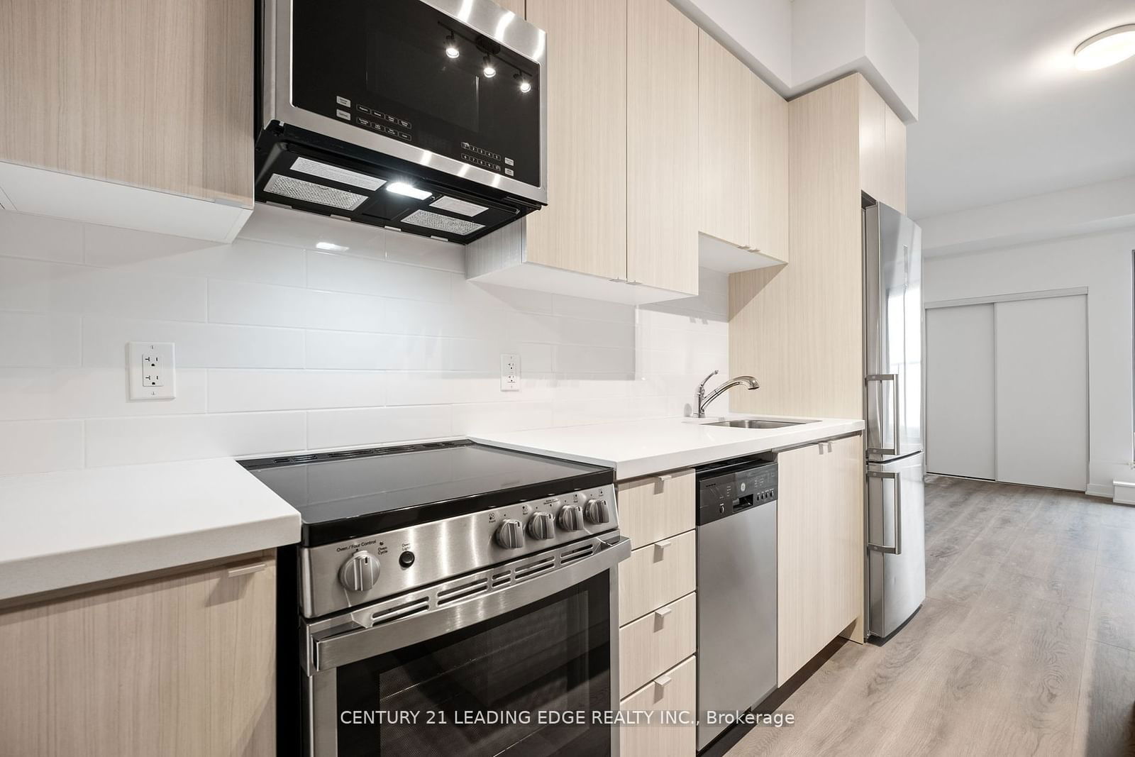 2433 Dufferin St, unit 503 for rent