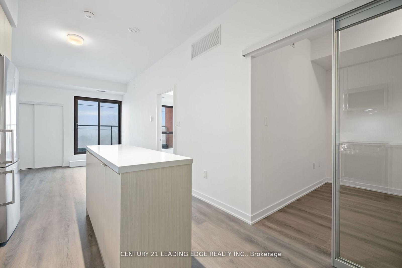 2433 Dufferin St, unit 503 for rent