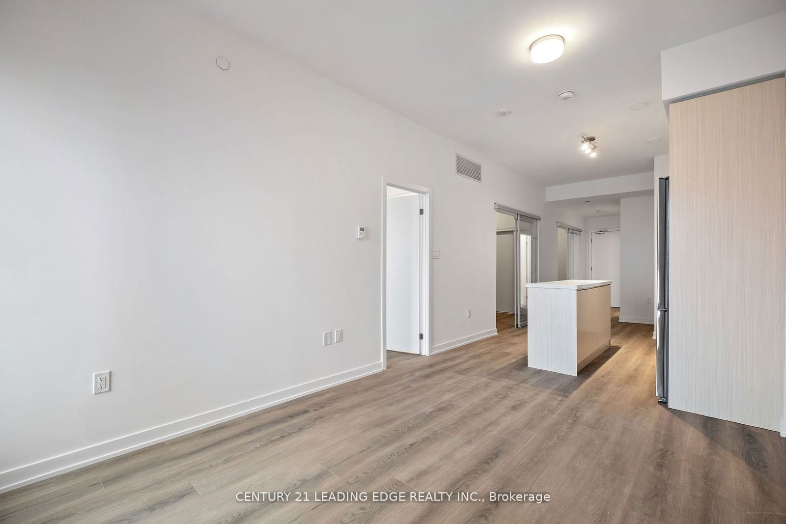 2433 Dufferin St, unit 503 for rent