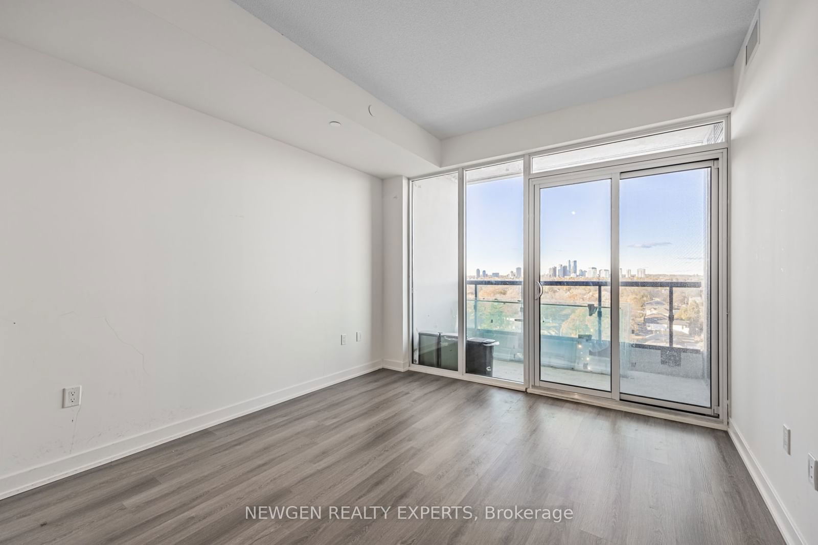 859 The Queensway, unit 1007 for sale