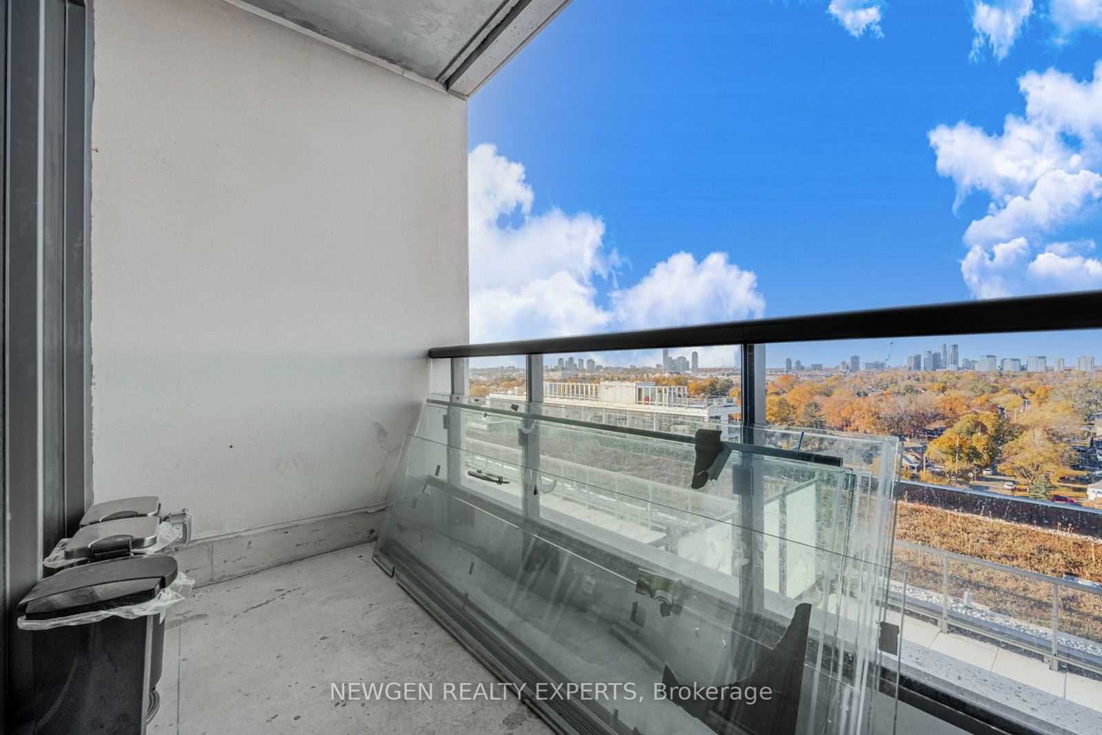 859 The Queensway, unit 1007 for sale