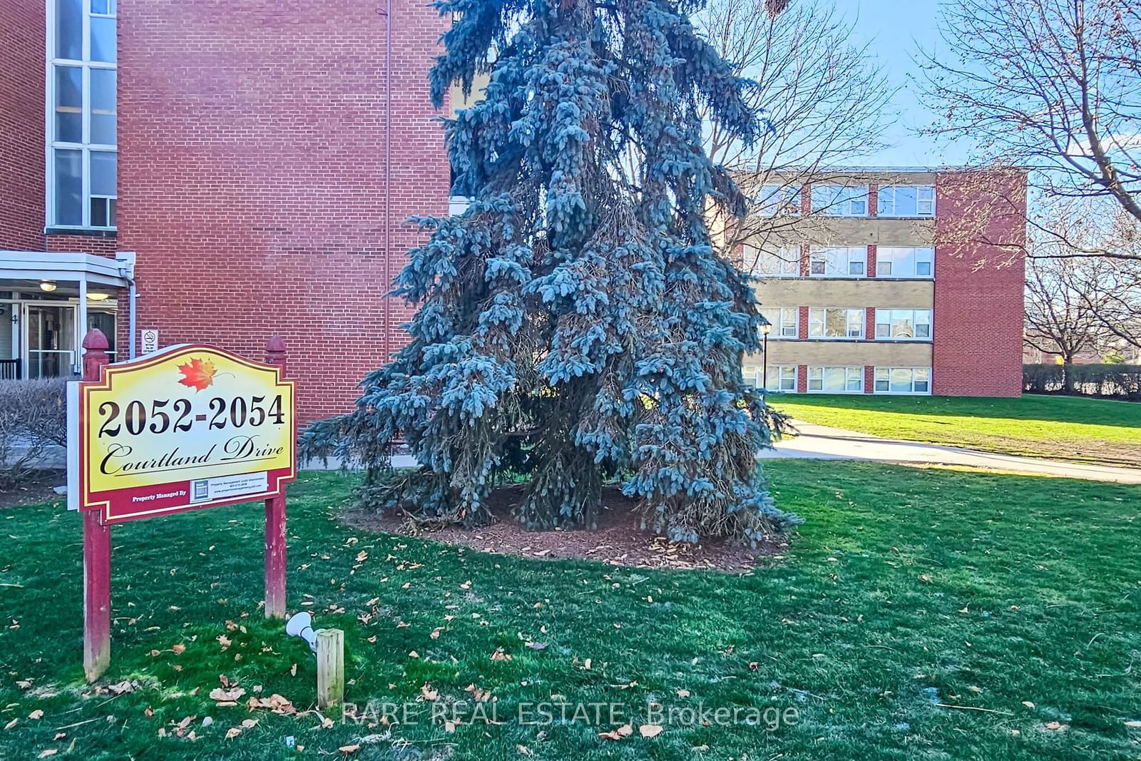 Parkhill Manor Condos, Burlington, Toronto