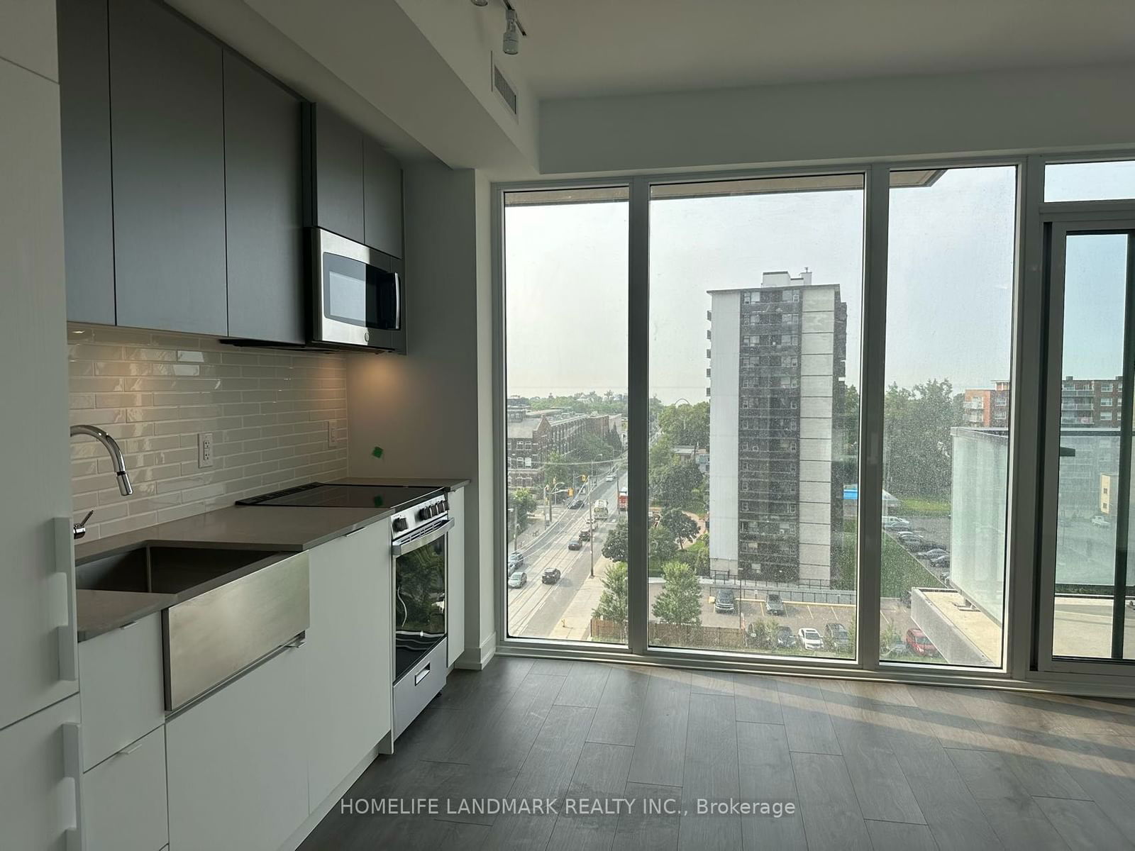 270 Dufferin St, unit 704 for rent