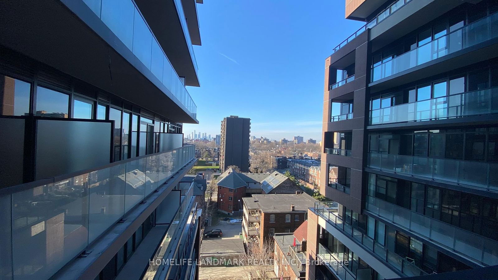 270 Dufferin St, unit 712 for rent