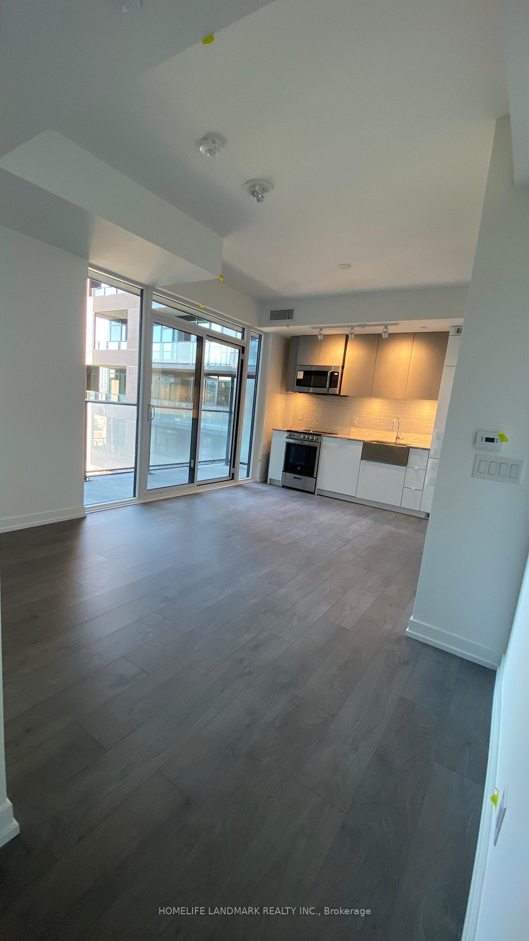 270 Dufferin St, unit 712 for rent