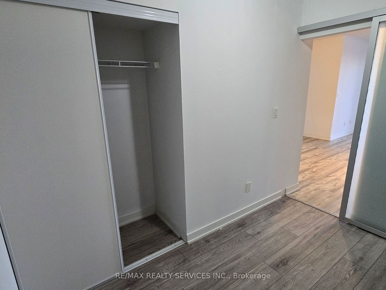 3200 Dakota Common, unit B208 for rent