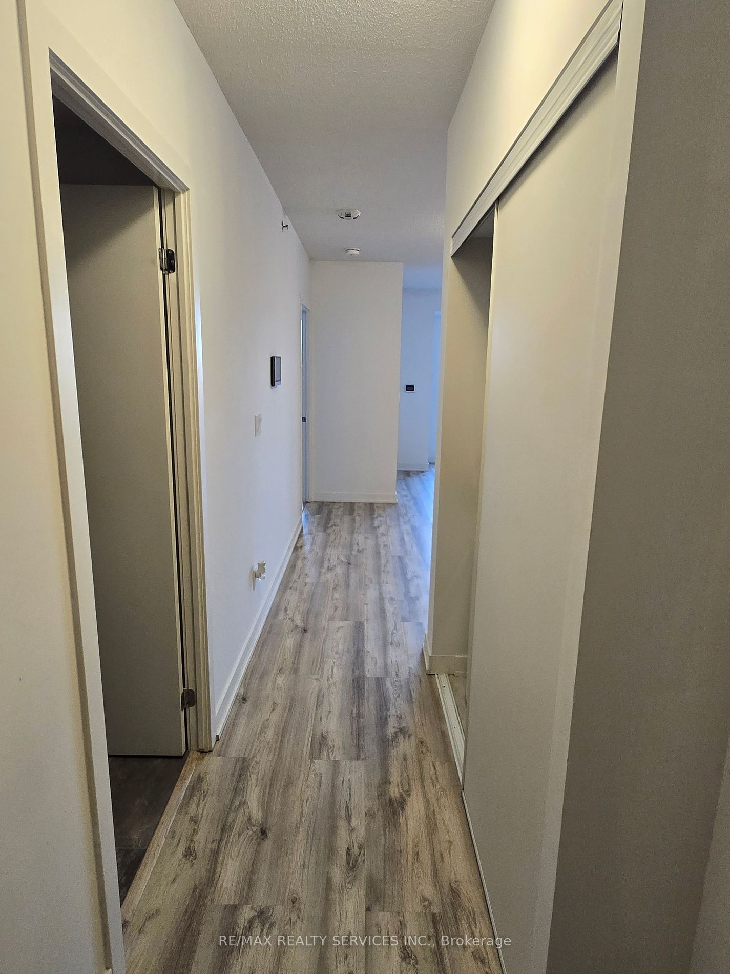 3200 Dakota Common, unit B208 for rent