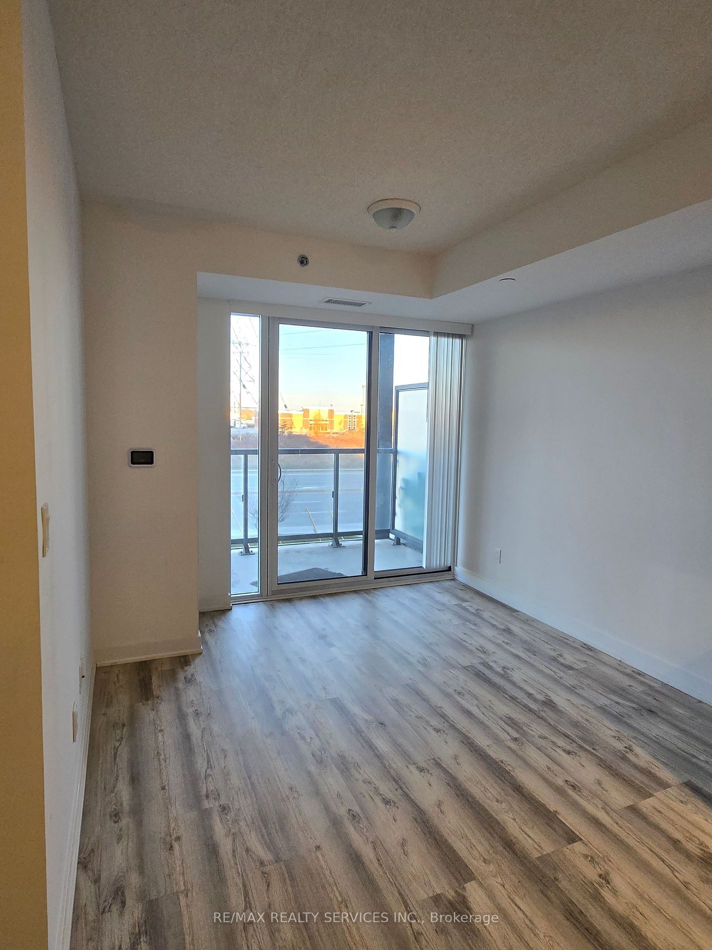 3200 Dakota Common, unit B208 for rent