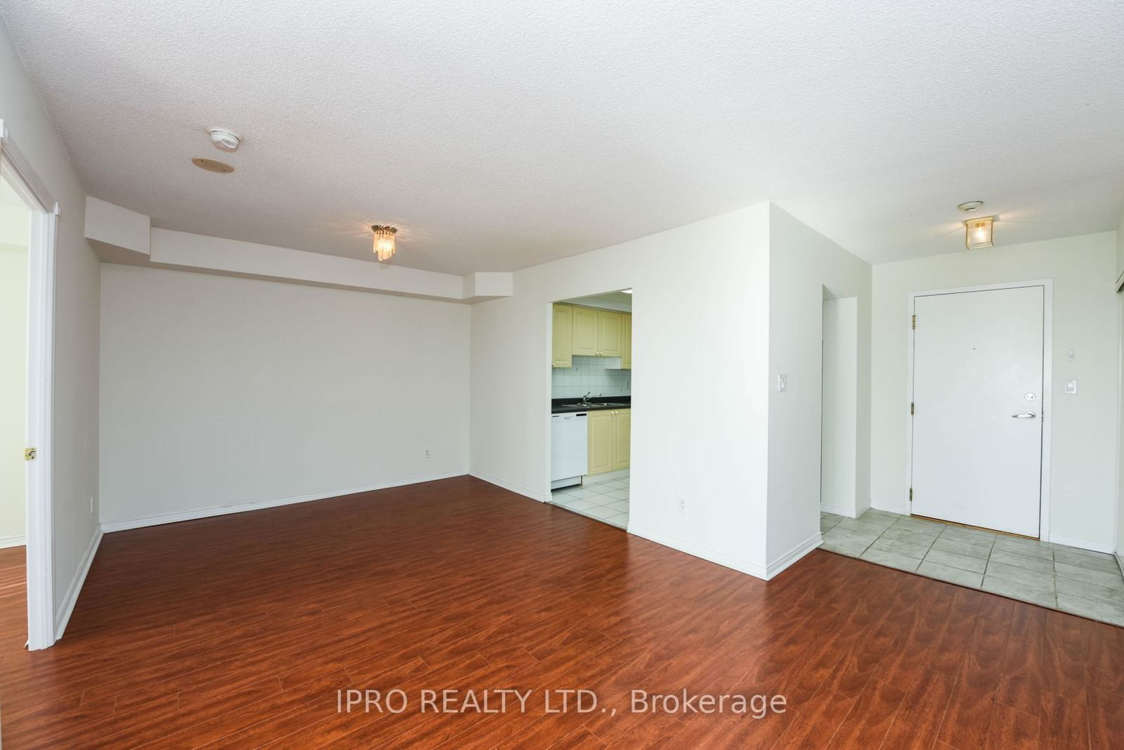 135 Hillcrest Ave, unit 706 for rent