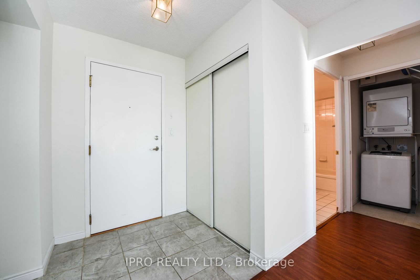 135 Hillcrest Ave, unit 706 for rent