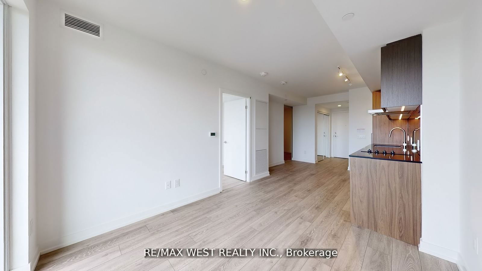 1100 Sheppard Ave W, unit 1023 for rent