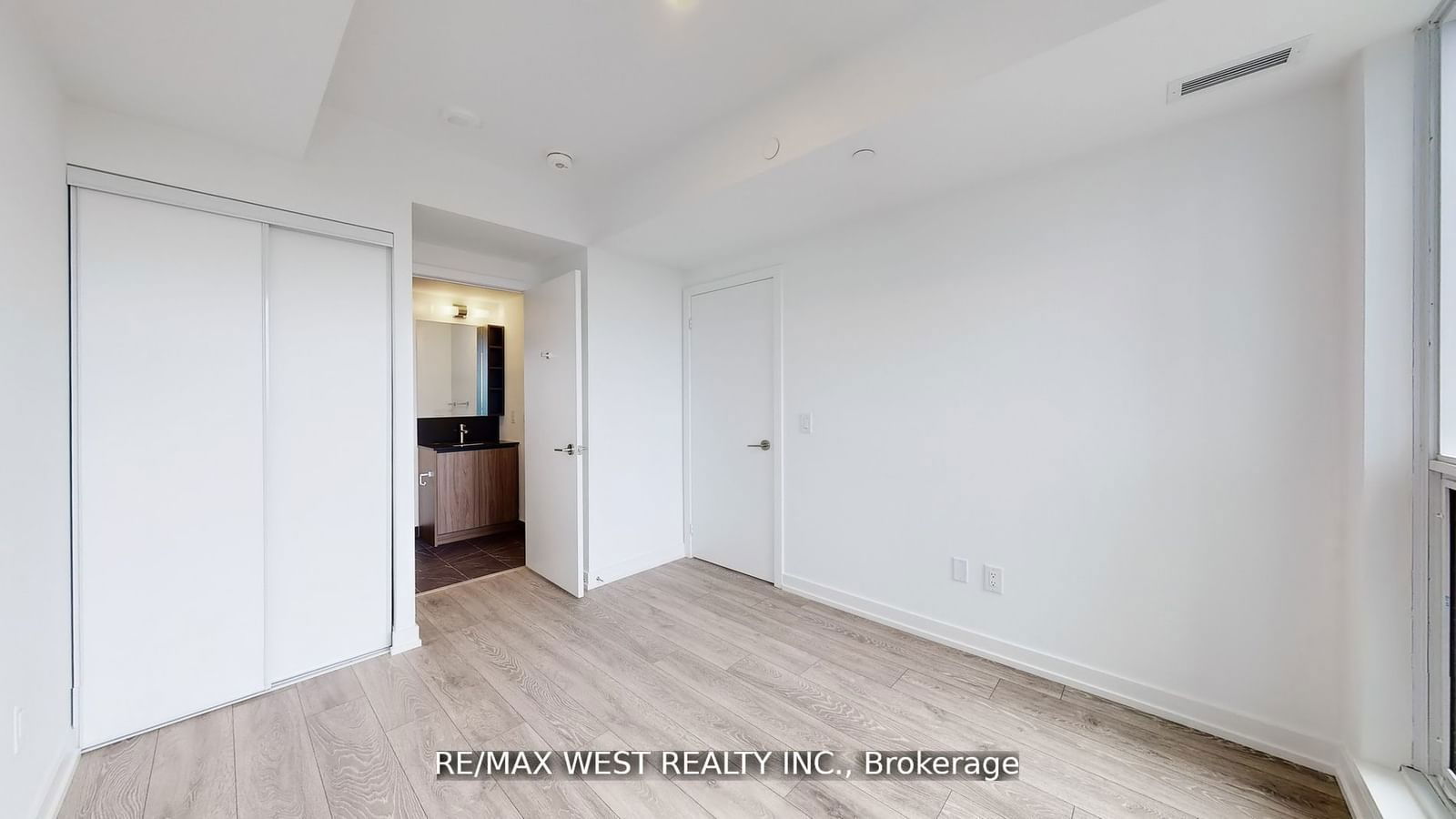 1100 Sheppard Ave W, unit 1023 for rent