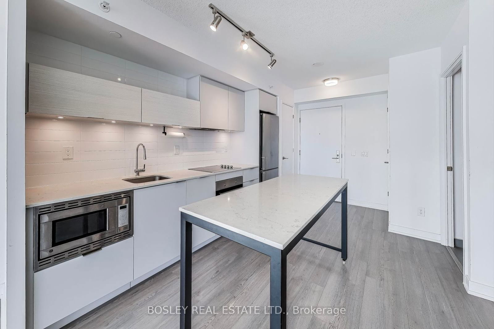 20 Thomas Riley Rd, unit 1401 for rent