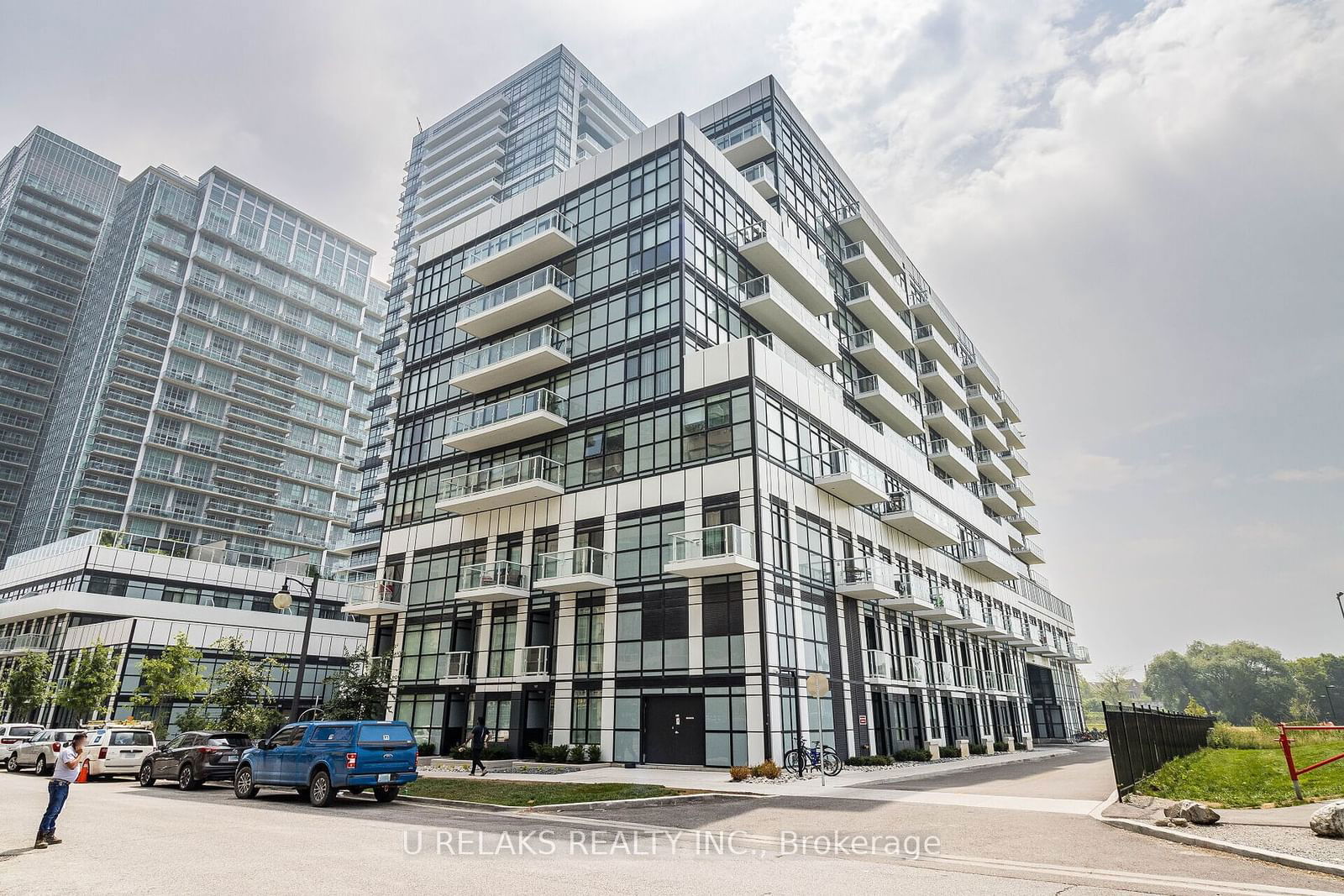 251 MANITOBA St, unit 1115 for rent