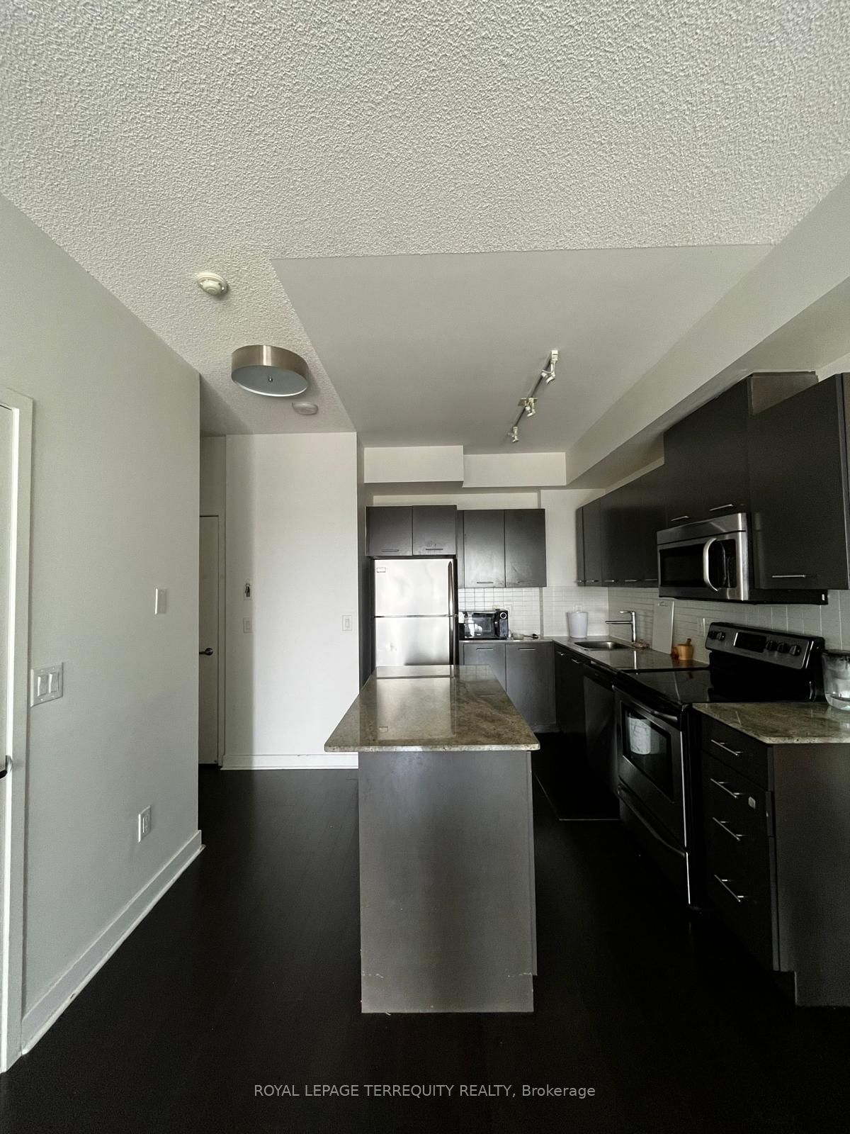 360 Square One Dr, unit 1907 for sale