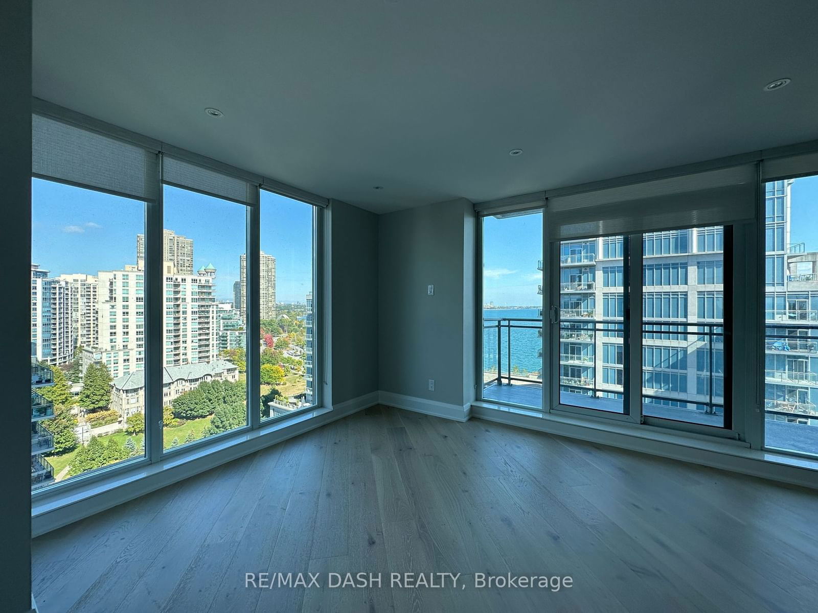 2121 Lakeshore Blvd W, unit 1511 for rent